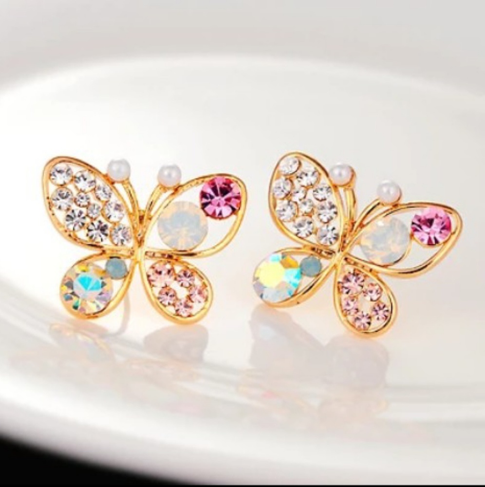 Elegant Butterfly Stud Earings